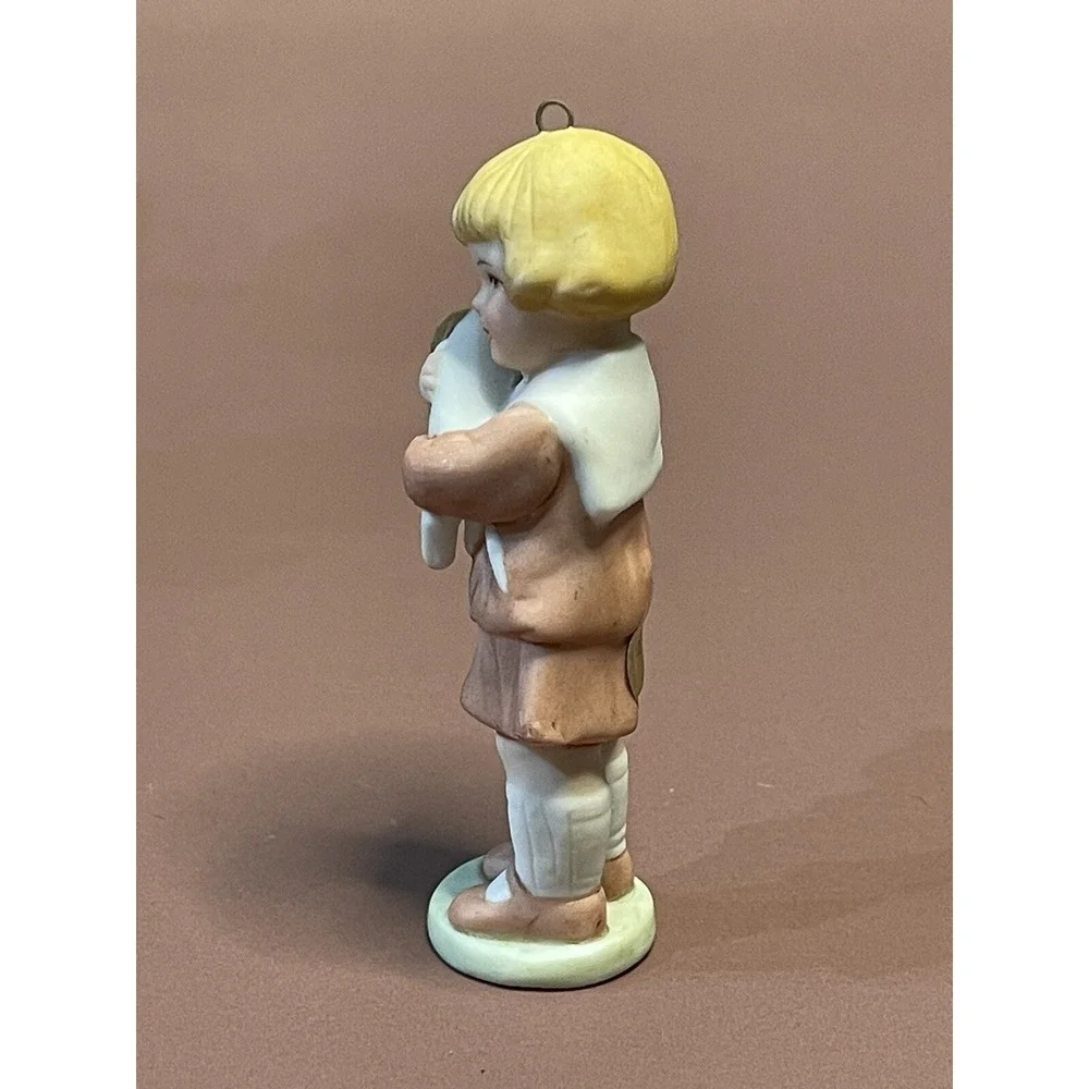 Rover Porcelain Figurine Ornament by Balliol Corp  H1812